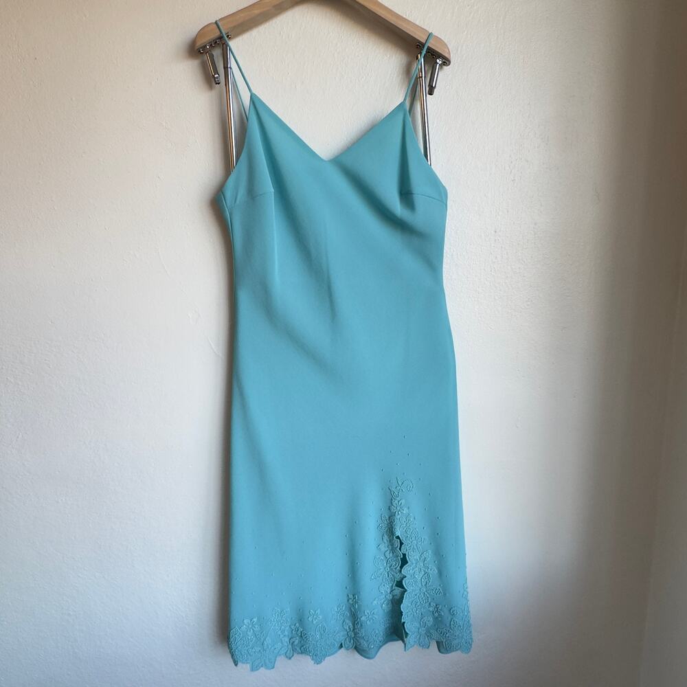 Elegant Blue Midi Dress - Picture 9 of 9